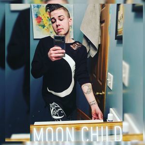 Meet your Posher, Johnny